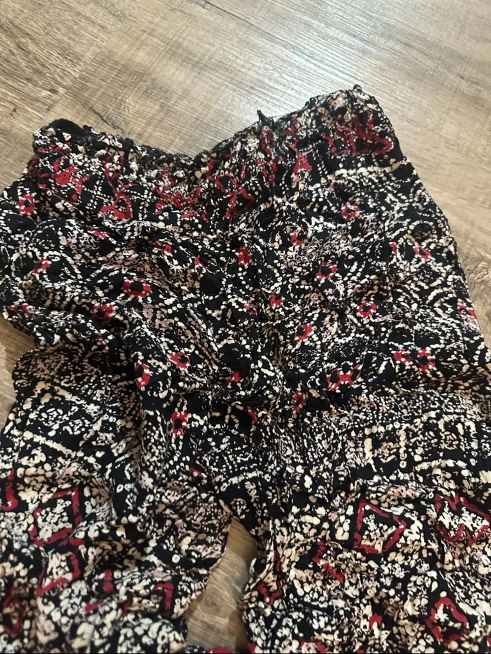 Angie Black Floral Print Top with Cream and Red Accents - Picture 5 of 7